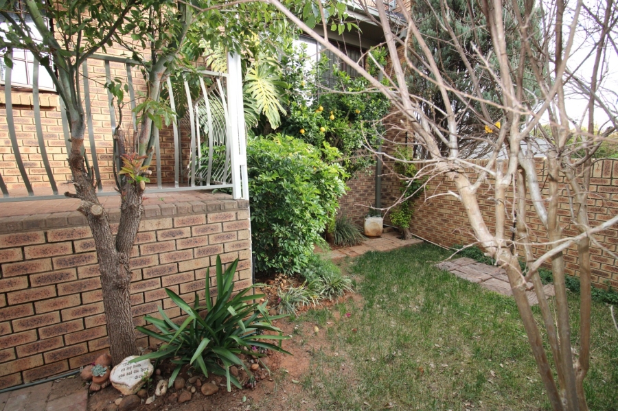 To Let 3 Bedroom Property for Rent in Baysvalley Free State